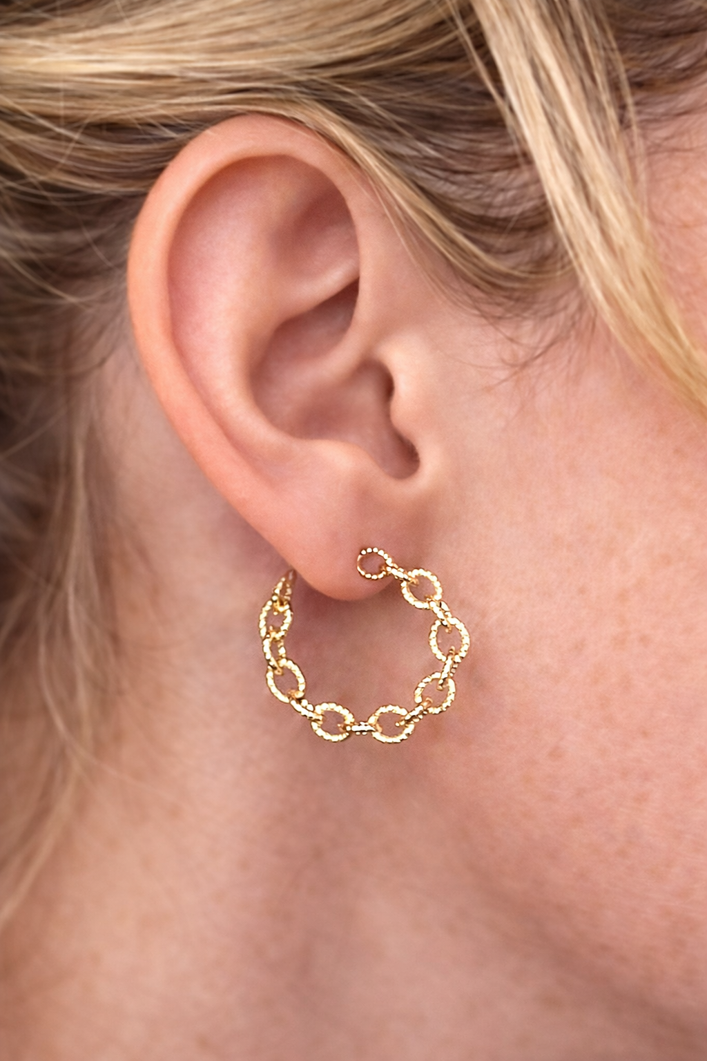 Francesca Hoops