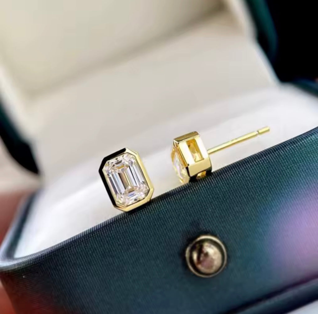 Emily Studs