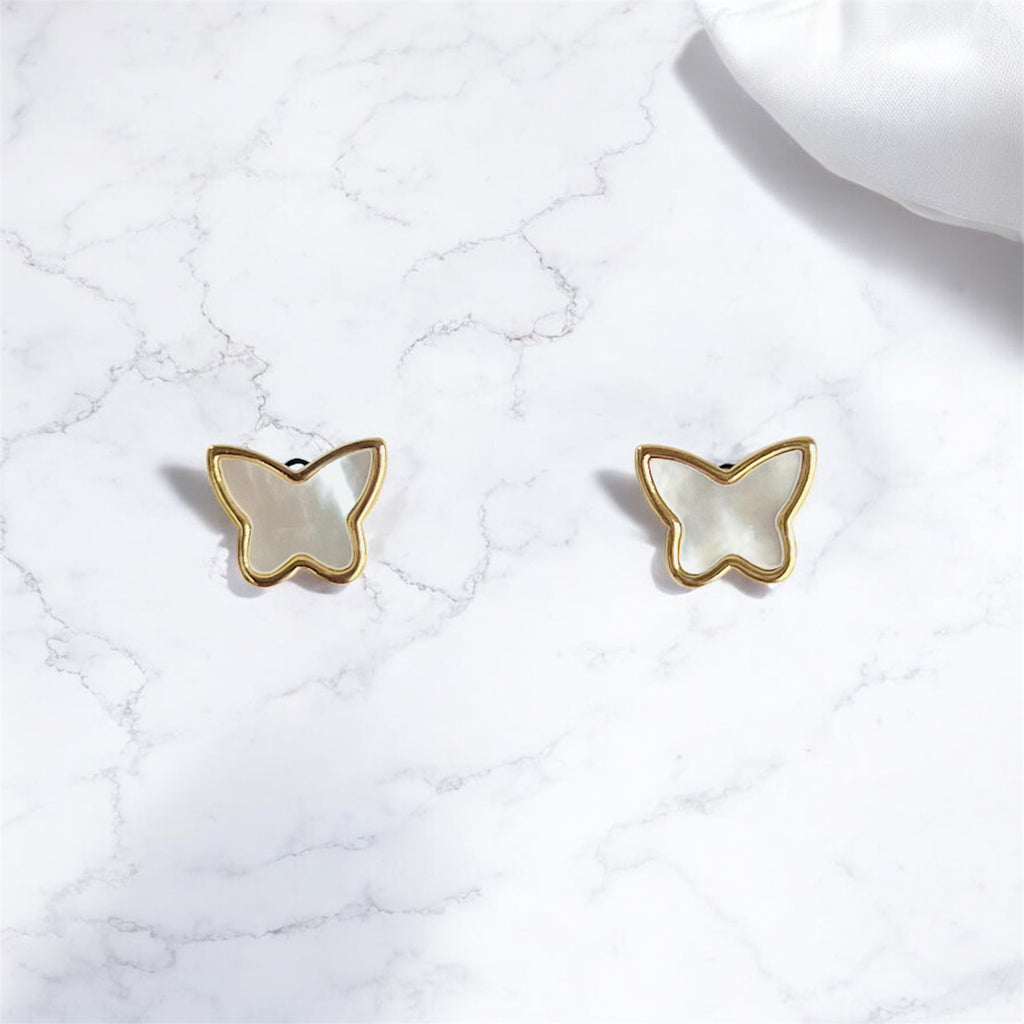 Aeris Studs